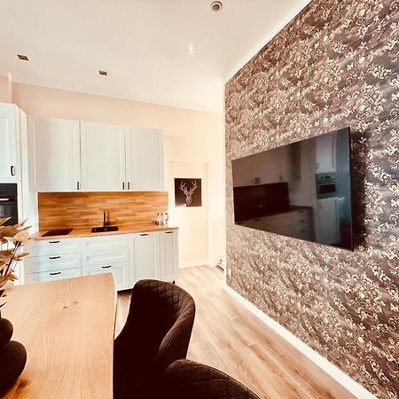 Casa Rehse I Loft-Apartment I Kostenlos Parken & Wlan I Self-Check-In I Oepnv I 65Zoll-Tv Erfurt Buitenkant foto