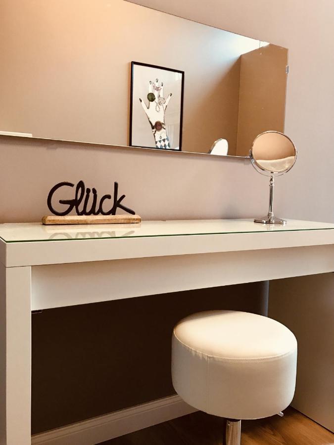 Casa Rehse I Loft-Apartment I Kostenlos Parken & Wlan I Self-Check-In I Oepnv I 65Zoll-Tv Erfurt Buitenkant foto